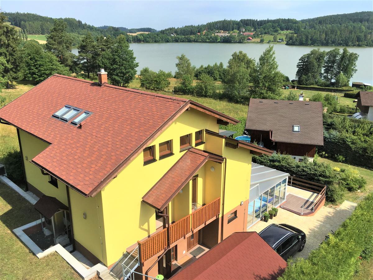 Penzion Hnacov Zavlekov Luaran gambar